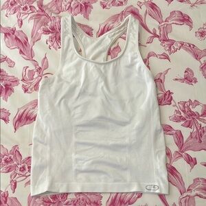 🏝️Big $5 Sale!🏝️C9 Champion White Athletic Tank Top with Builtin Bra